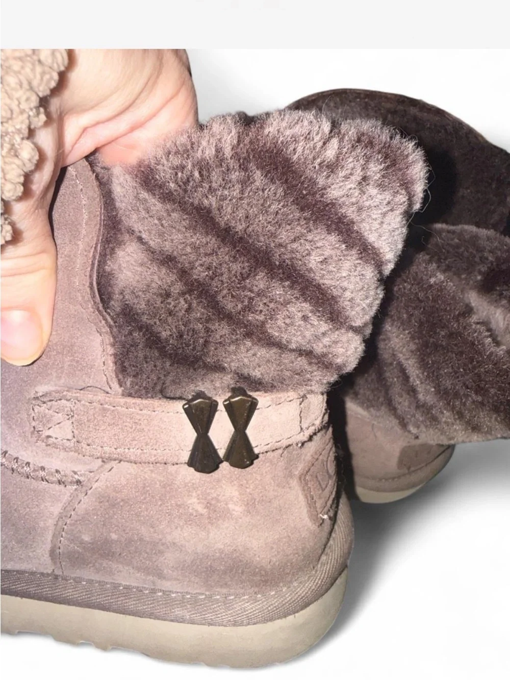 UGG Bailey Button Chestnut Suede Shearling Short Boots
